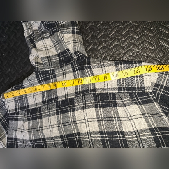 LL Bean lined plaid jacket - Picture 12 of 13